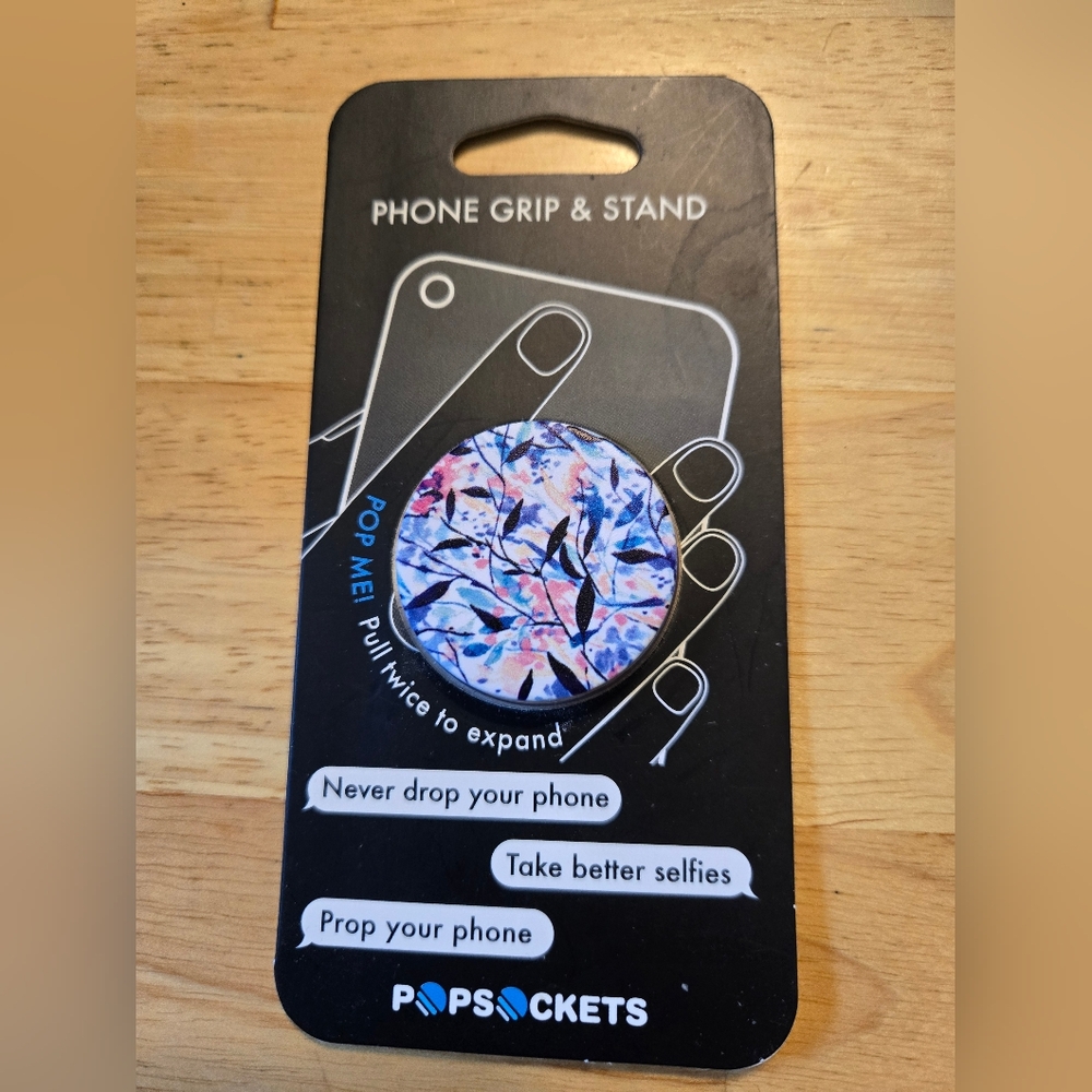 NWT PopSocket Vibrant Floral Pink and Blue Grip